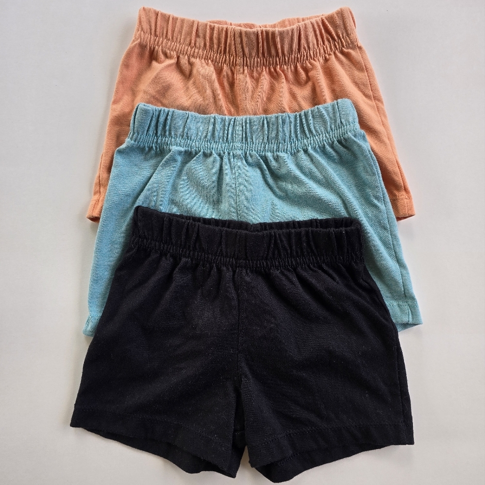 Garanimals 18 months shorts set of 3